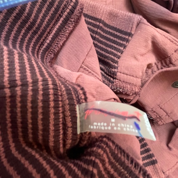 New without tag Free People Movement Cascade Flare Pants Size M - Picture 9 of 9